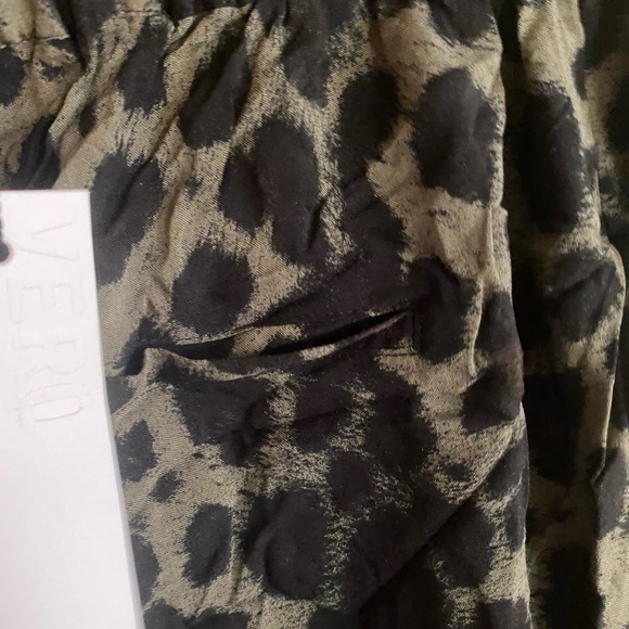 High waisted khaki and black leopard pant - Picture 2 of 5